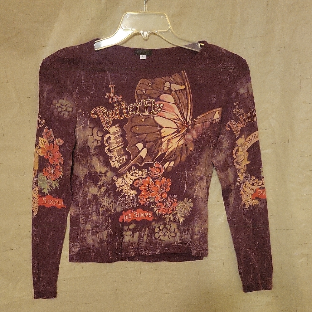 Lapis Butterfly Graphic Long Sleeve Top